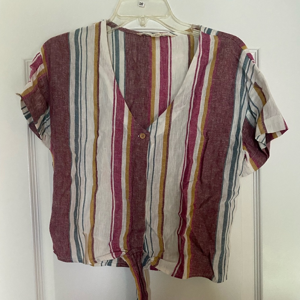 v-neck stripped tie t-shirt